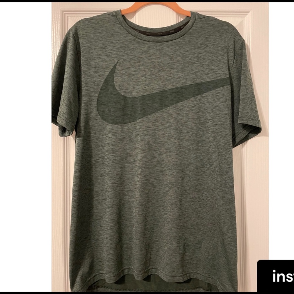 Nike green dri-fit top
